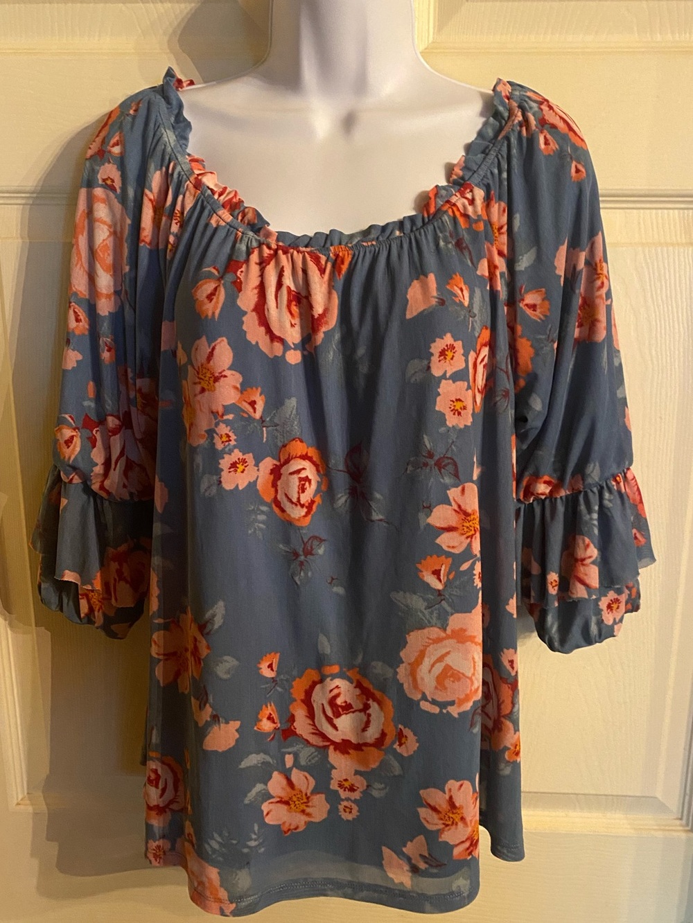 Democracy large Floral Ruffle Sleeve Top - Blue with Pink Flowers